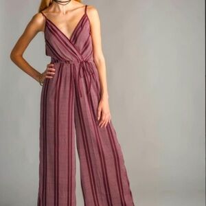 BAND OF GYPSIES Burgundy Jumper.